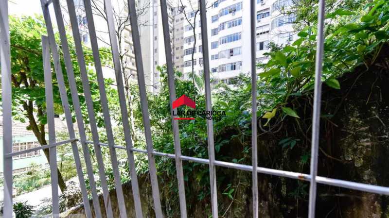 Conheça 20 do imóvel - Sala e quarto, varanda com vista para o verde, prédio charmoso - Posto 5. - LCAP10527 - 22 20 - 22