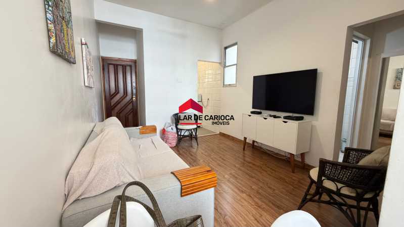 Conheça Sala do imóvel - Copacabana -Sala e Quarto reformado com dependência perto do metrô e praia - LCAP10529 - 8 Sala - 8