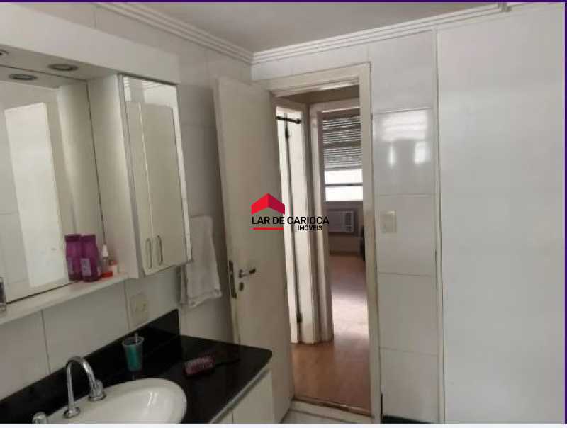 Conheça Banheiro Social do imóvel - Copacabana - 3 Quartos reformado com dependência completa perto da praia e metrô - LCAP30953 - 8 Banheiro Social - 8