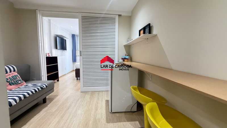 Conheça 380918 do imóvel - Kitnet/Conjugado : Dividido em sala e Quarto / 30m² / Centro - LCKI10129 - 22 380918 - 22