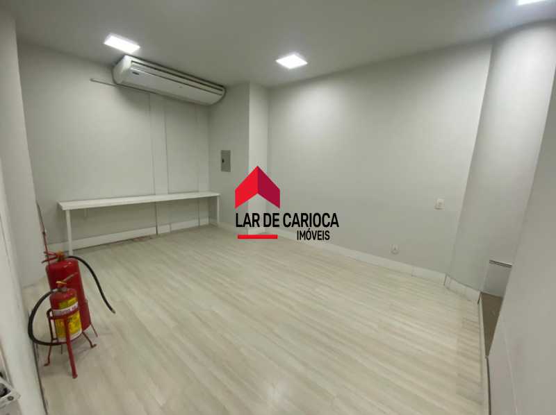 AV. Rio Branco 277-301E 20. - 17