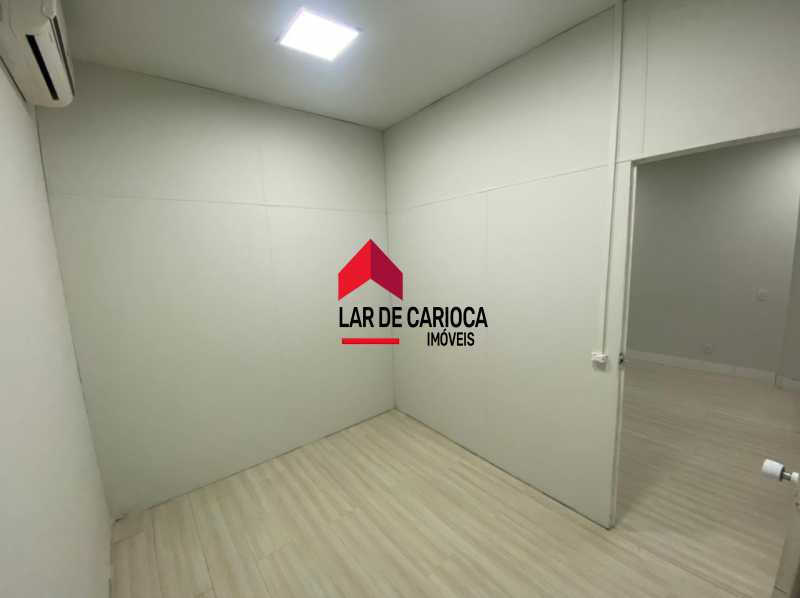 AV. Rio Branco 277-301E 22. - 19