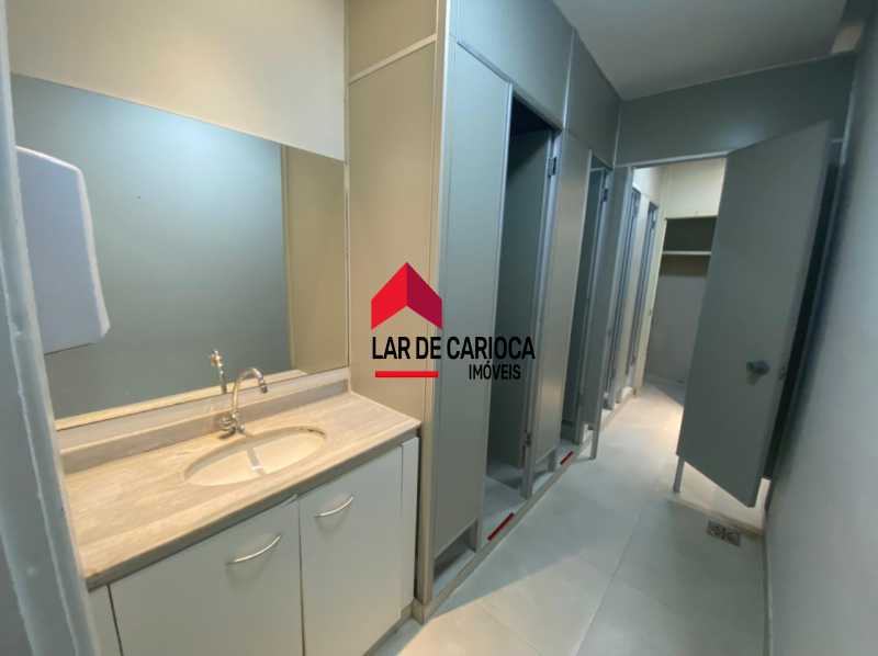 AV. Rio Branco 277-301E 23. - 21