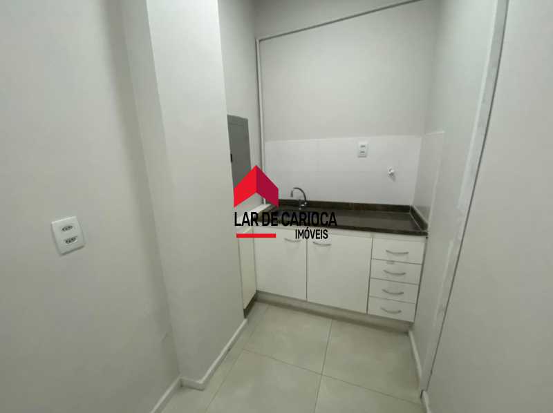 AV. Rio Branco 277-301E 31. - 28