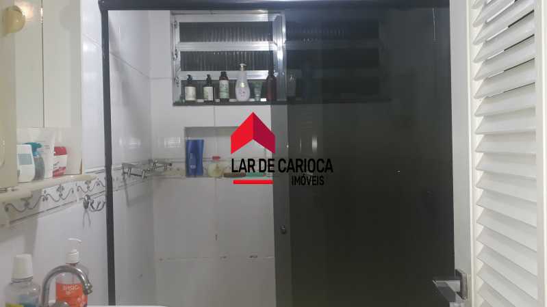Conheça Banheiro da Suíte do imóvel - Copacabana - 3 quartos com suíte totalmente reformado próximo a praia - LCAP30033 - 12 Banheiro da Suíte - 12