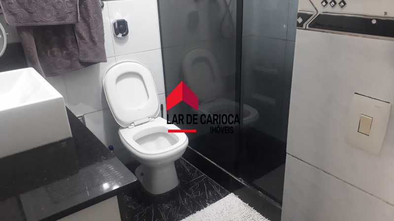 Conheça Banheiro Social do imóvel - Copacabana - 3 quartos com suíte totalmente reformado próximo a praia - LCAP30033 - 17 Banheiro Social - 17
