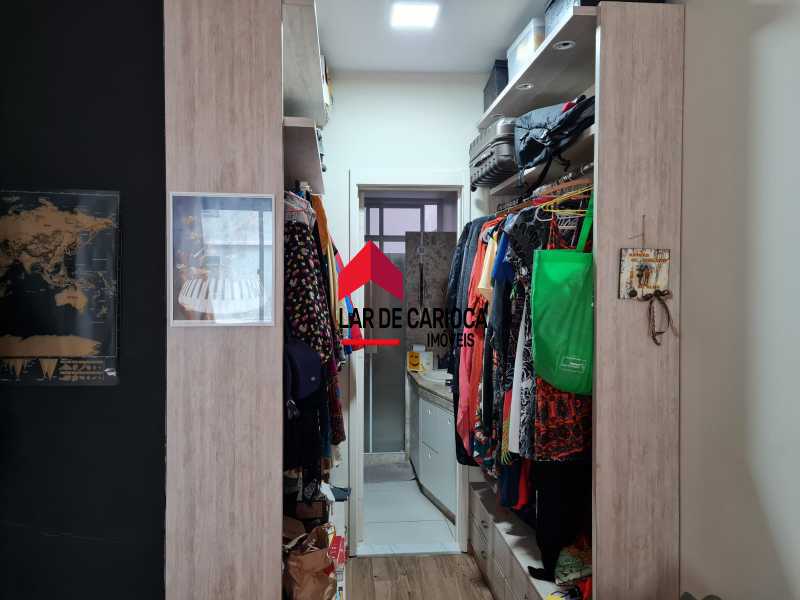 Closet + Suíte  - 13