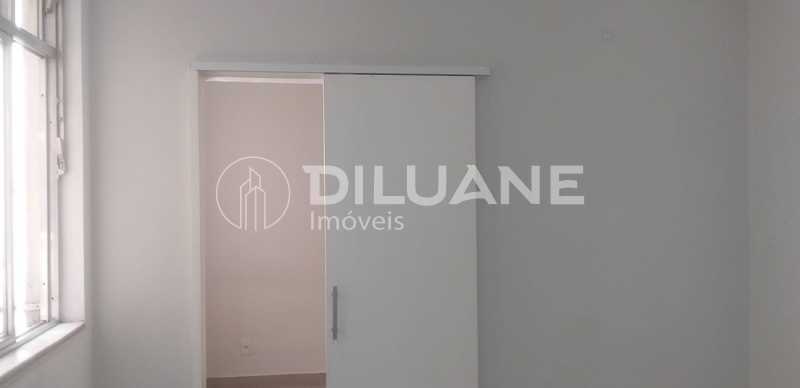 Conheça quartoo. do imóvel - Ótimo quarto e sala de 32 m² na Barata Ribeiro, reformado de fundos, 3 andar. prédio sem elevador. - CPAP10523 - 13 quartoo. - 13