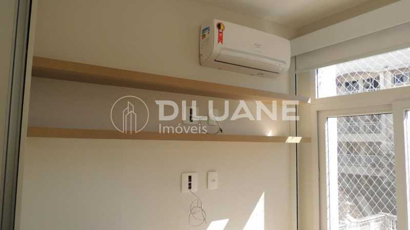 a838d531-b11d-444c-afb9-945b98 - 30