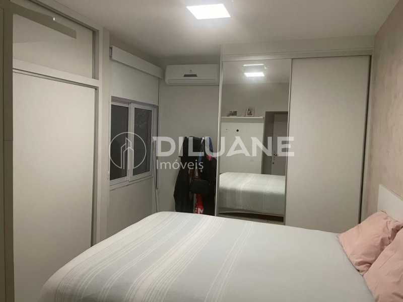 b8cedea3-aac1-4a21-a359-d04794 - 32