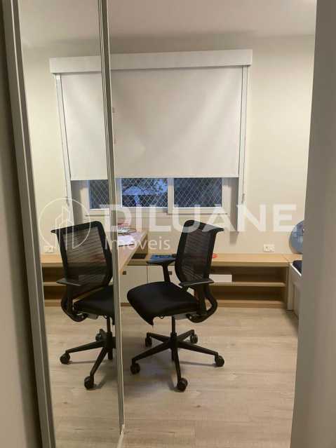 b40c4859-e301-456a-8d94-b9f8d9 - 36