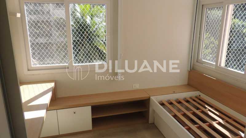 4a02931f-2f72-46a1-b21a-d9bbc7 - 41