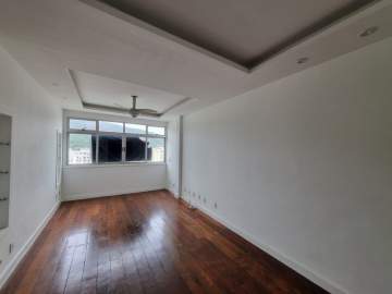 apartamento de sala dois quartos com vista livre e andar Alto - BTAP21642