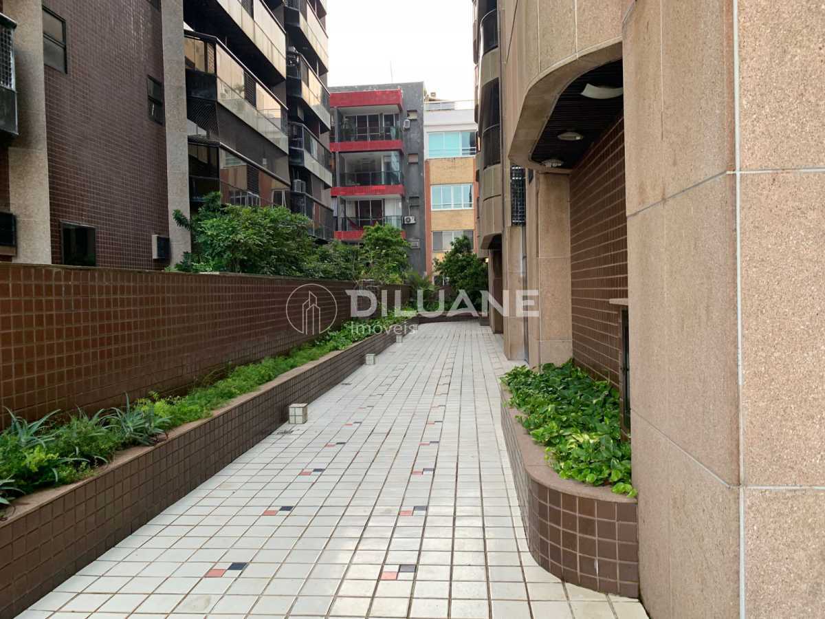 9b0671da-ff40-43bd-9203-182877 - 16