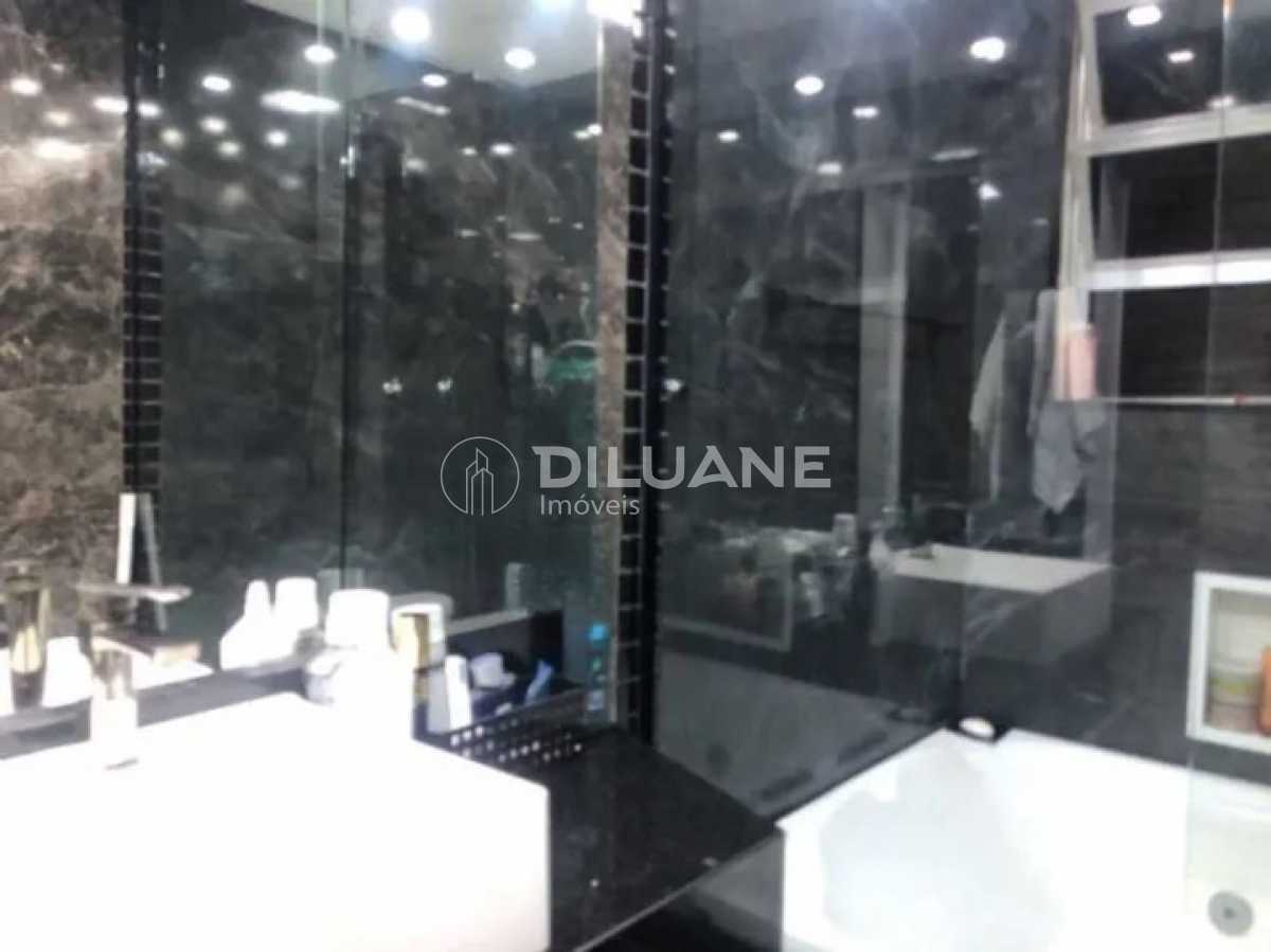 c98d4f65-fa82-4df7-8694-f44262 - 25