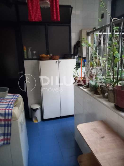 3635a8df-e24e-429f-bd82-647132 - 25