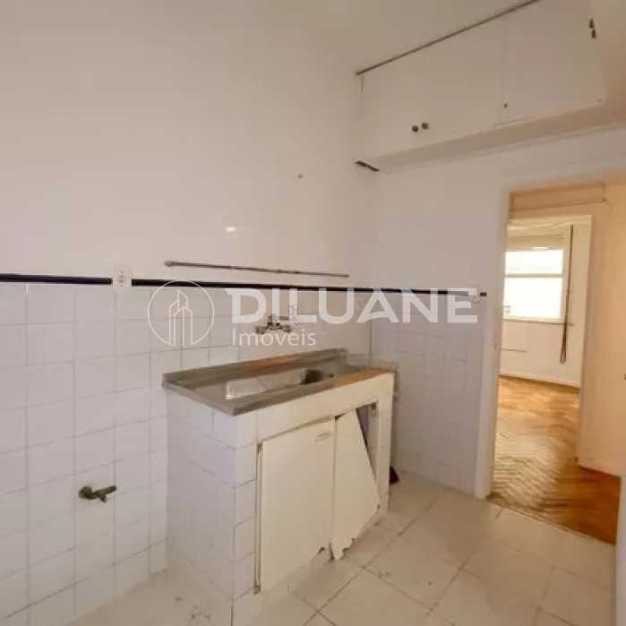Conheça WhatsApp Image 2024-07-19 at 1 do imóvel - Apartamento à venda Avenida Atlântica, Copacabana, Rio de Janeiro - R$ 1.000.000 - CPAP31093 - 21 WhatsApp Image 2024-07-19 at 1 - 21