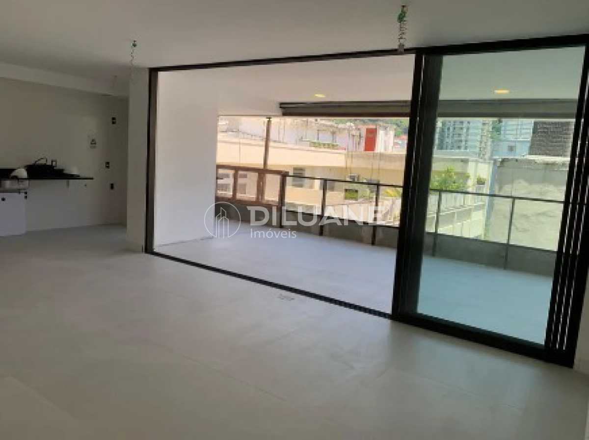 WhatsApp Image 2024-07-29 at 1 - 1