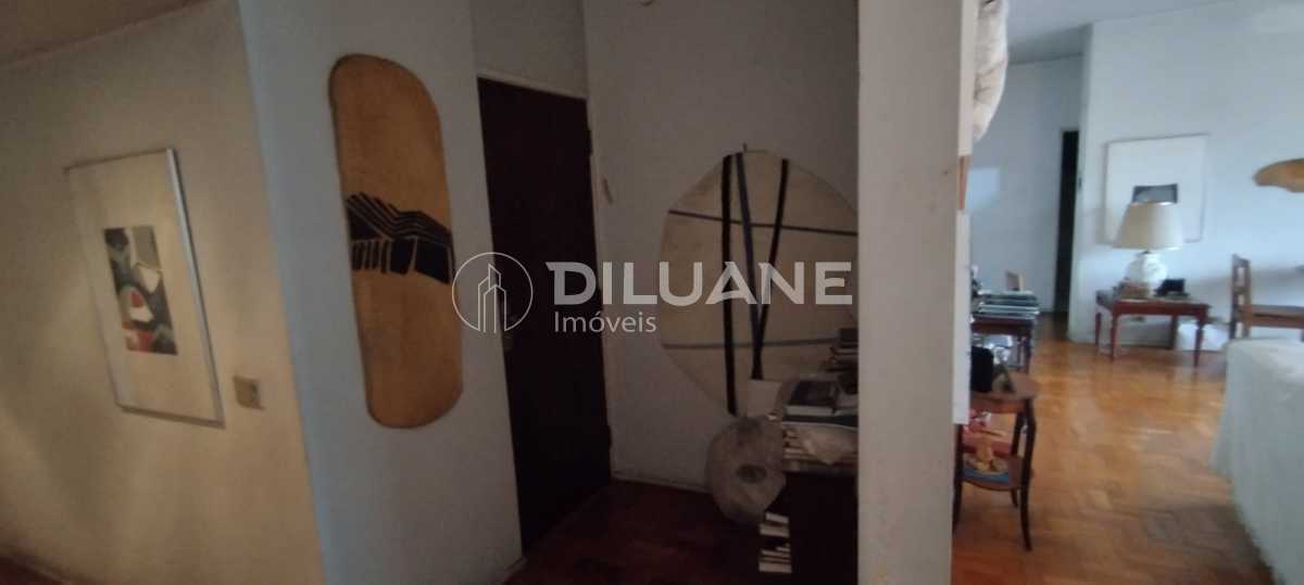 WhatsApp Image 2024-09-06 at 1 - 30