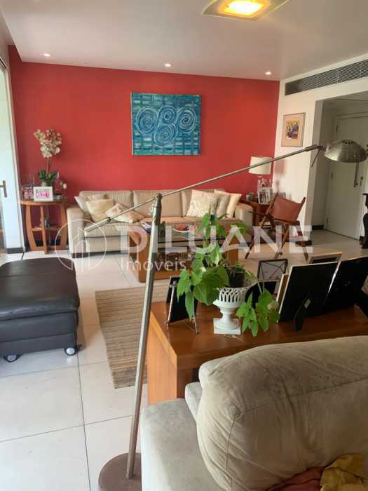 Conheça WhatsApp Image 2024-09-10 at 1 do imóvel - Apartamento 4 quartos à venda Cosme Velho, Rio de Janeiro - R$ 1.800.000 - BTAP40291 - 4 WhatsApp Image 2024-09-10 at 1 - 4