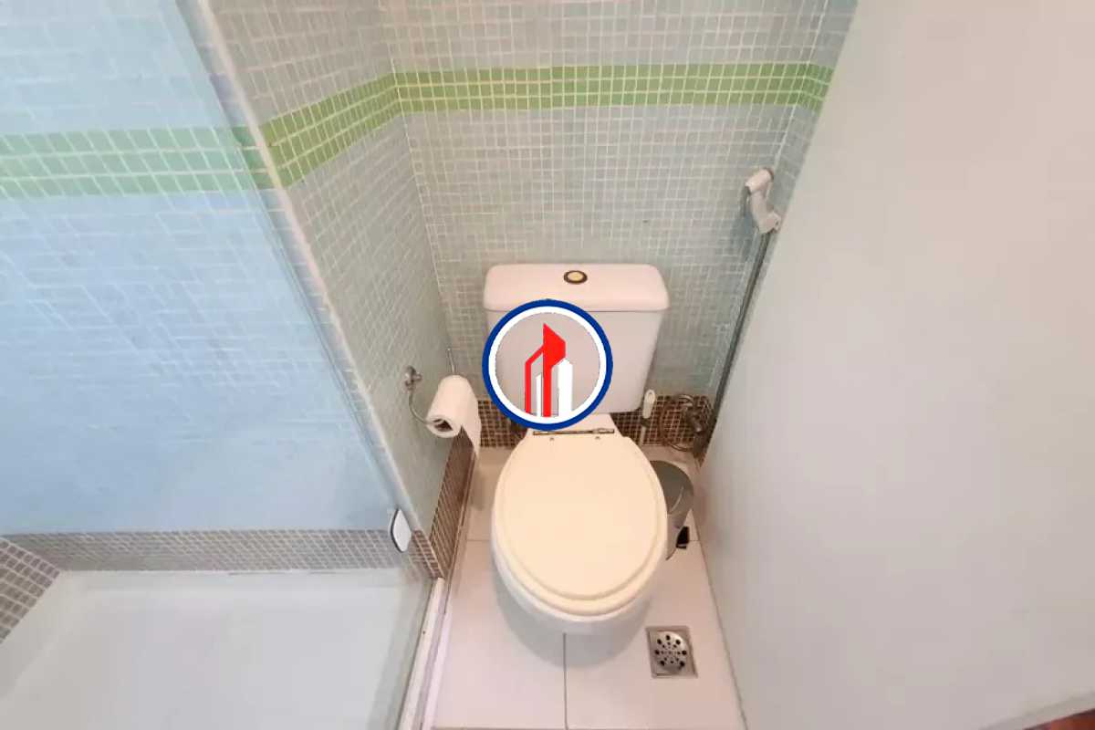 caf3251a-67ba-47ab-835d-a7a701 - 18