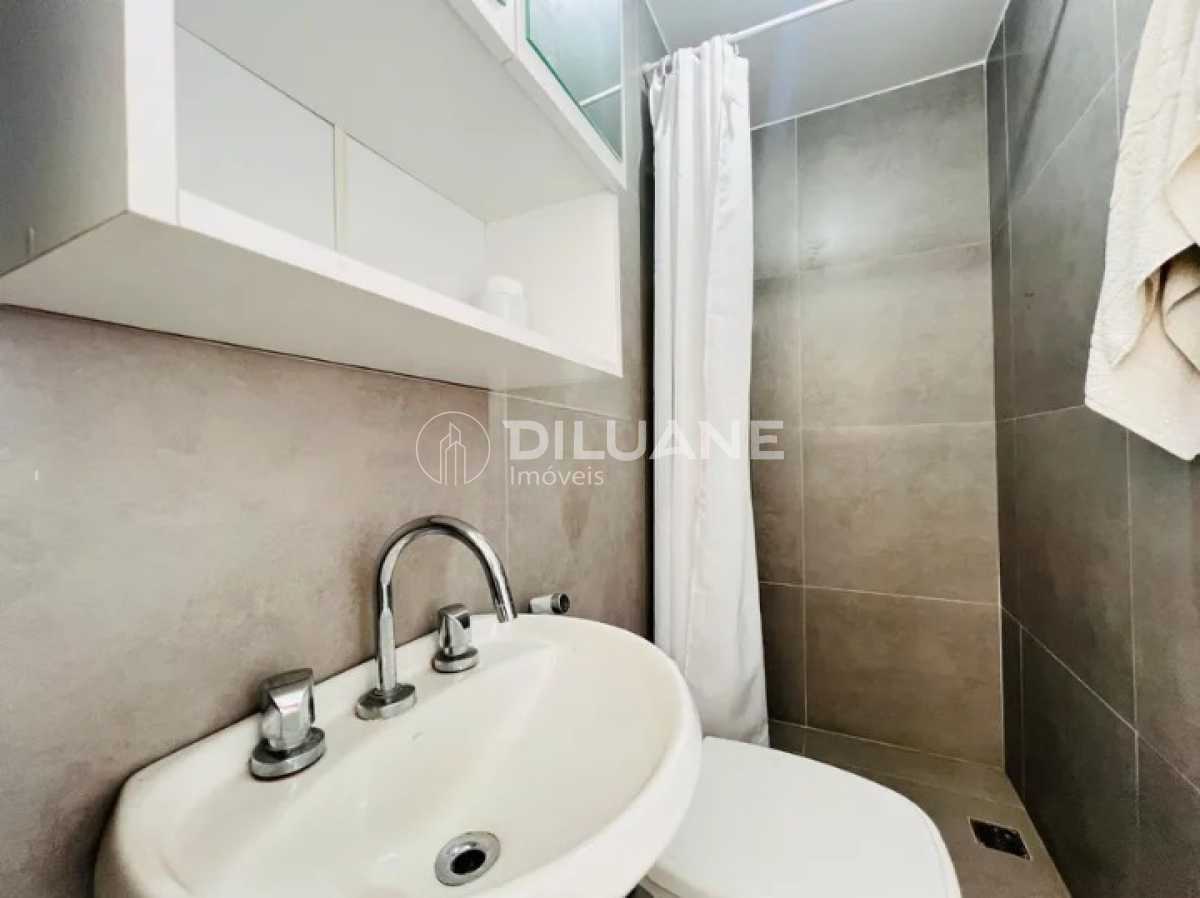 abc98230-6fd2-4fca-9a19-a94cef - 17