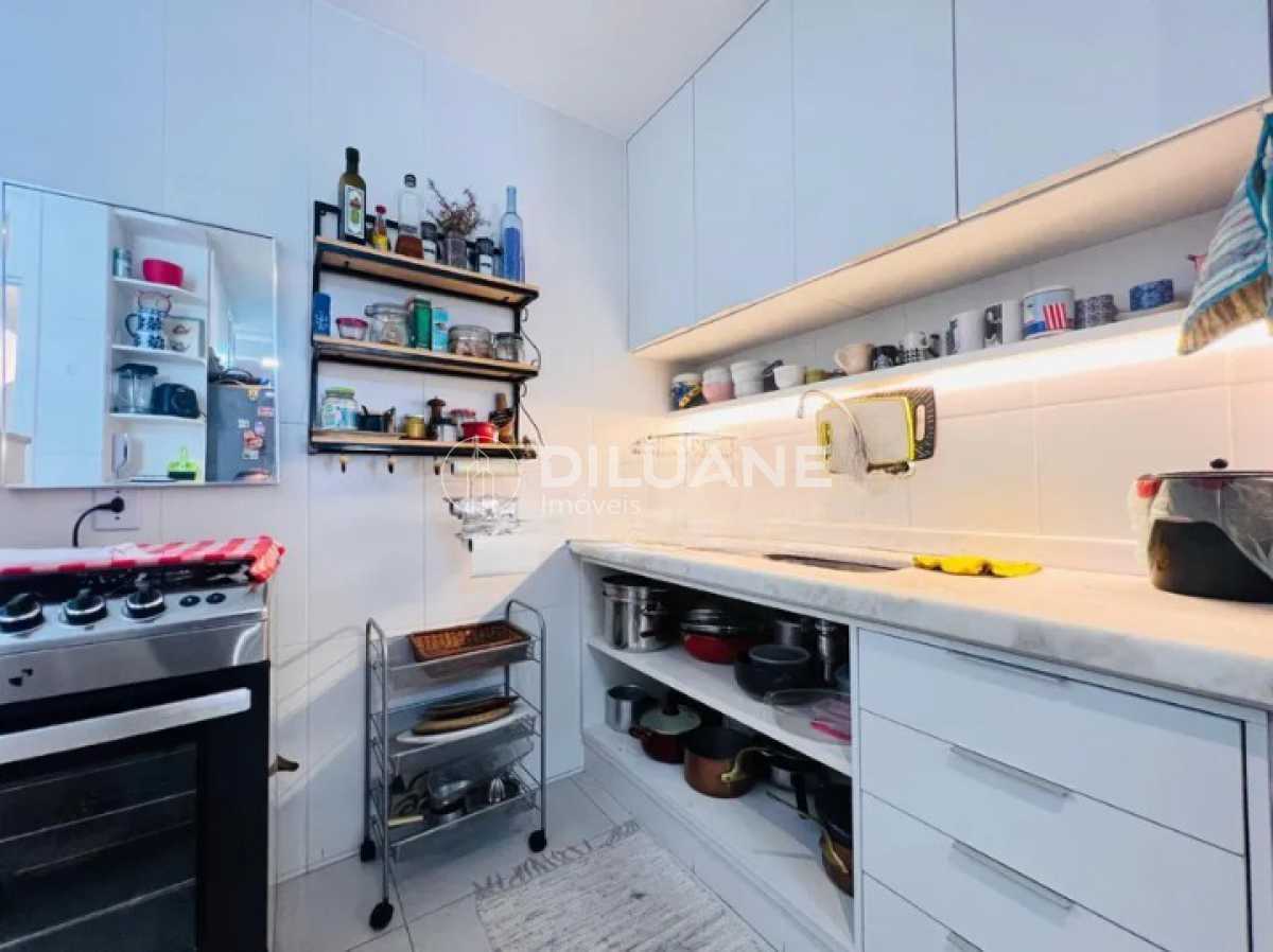 fa9a09c2-1194-4b2b-a8a6-f40dbe - 27