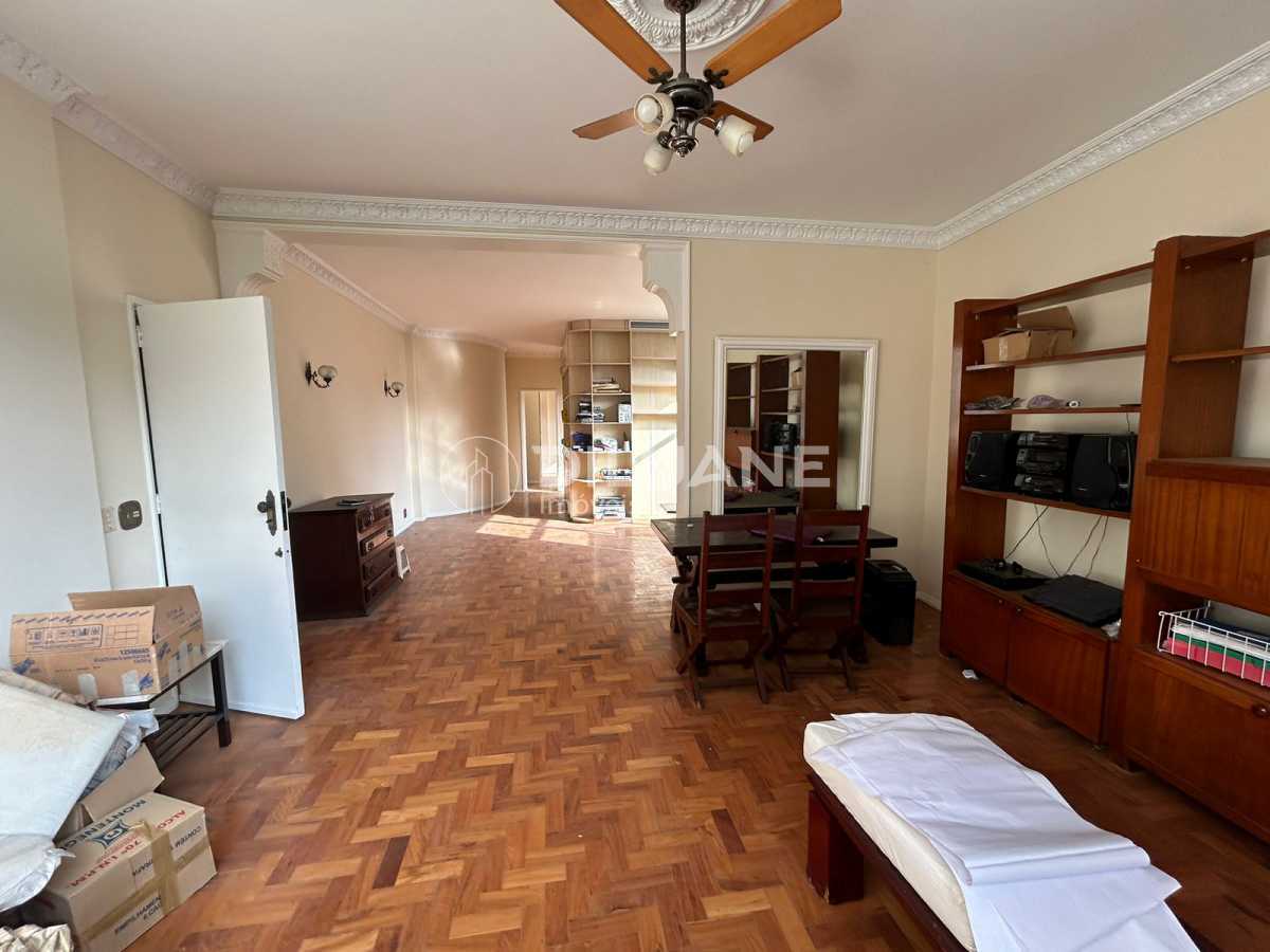 WhatsApp Image 2024-10-17 at 1 - 2