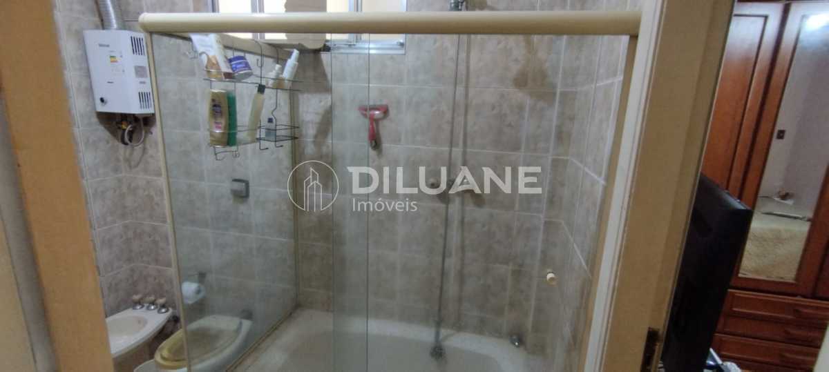 Conheça banheiro do imóvel - Apartamento à venda Avenida Nossa Senhora de Copacabana, Copacabana, Rio de Janeiro - R$ 800.000 - CPAP31156 - 23 banheiro - 23