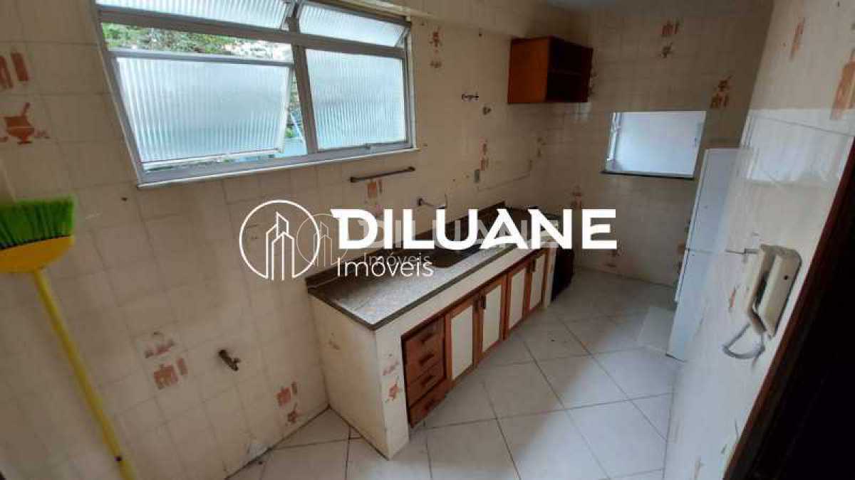 Dezoito de outubro 335 102 12 - 2