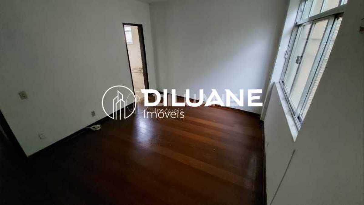 Dezoito de outubro 335 102 1 - 13