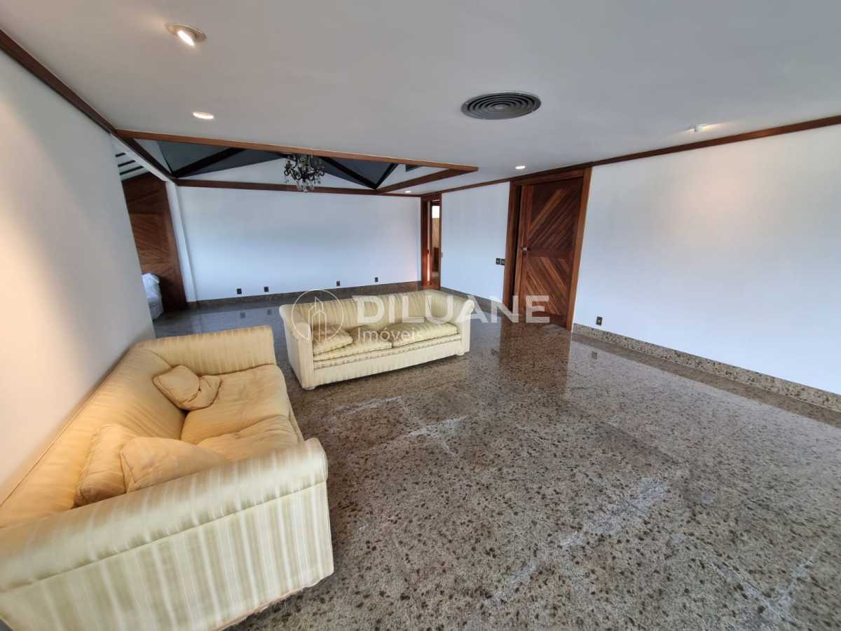 WhatsApp Image 2025-02-03 at 1 - 8