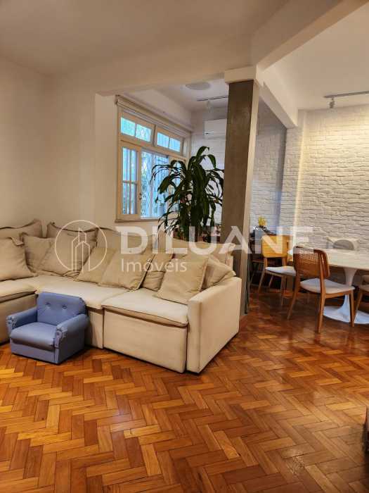 Conheça Imagem0004. do imóvel - Imóvel Belo e Confortável na Maestro Francisco Braga, Copacabana, 3 quartos, 125m² - CPAP31201 - 4 Imagem0004. - 4