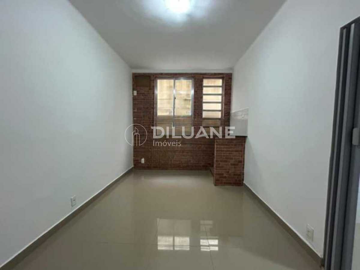 WhatsApp Image 2025-03-25 at 1 - 4