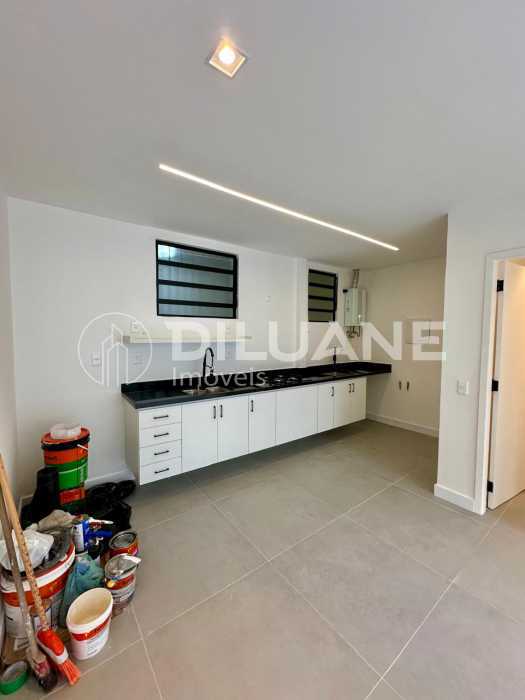 Conheça WhatsApp Image 2025-03-31 at 7 do imóvel - Apartamento à venda Avenida Nossa Senhora de Copacabana, Copacabana, Rio de Janeiro - R$ 1.090.000 - BTAP21895 - 8 WhatsApp Image 2025-03-31 at 7 - 8