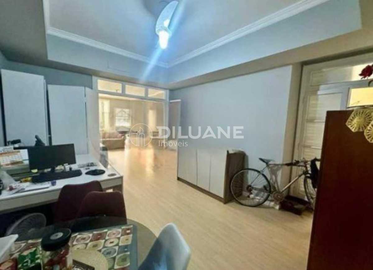 4e4e2c79a2a64cebb543f5a4ff17f0 - 3