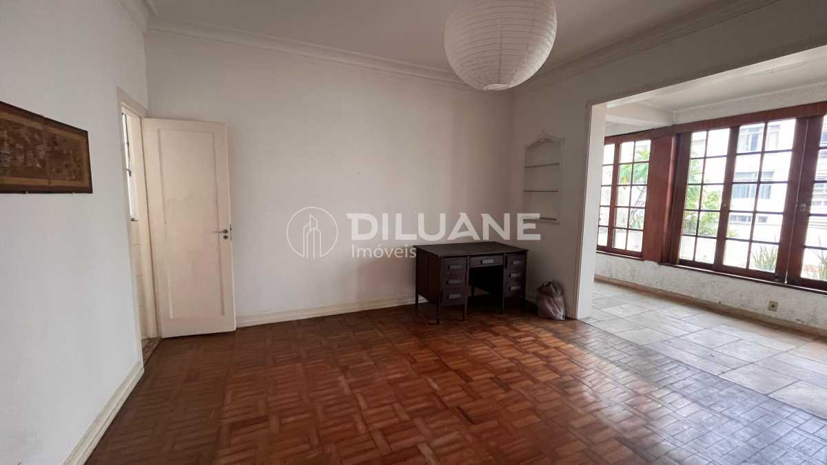 Conheça WhatsApp Image 2025-04-22 at 1 do imóvel - Apartamento com Varandão, 7 quartos perto do metrô em Copacabana - CPAP70003 - 9 WhatsApp Image 2025-04-22 at 1 - 9