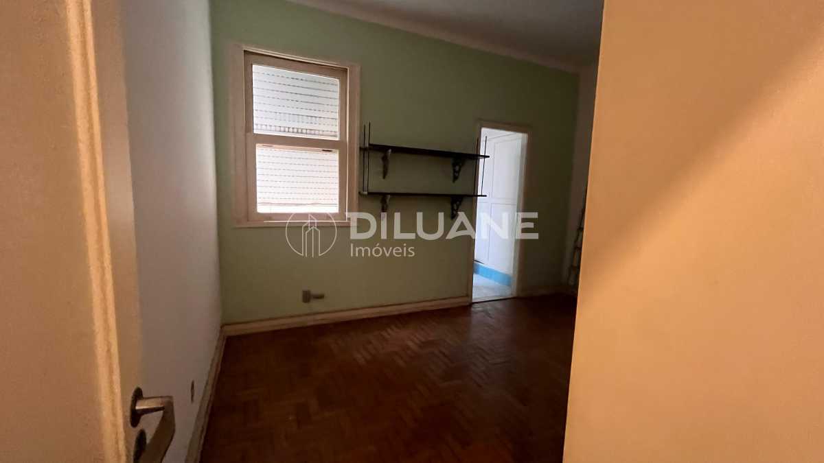 Conheça WhatsApp Image 2025-04-22 at 1 do imóvel - Apartamento com Varandão, 7 quartos perto do metrô em Copacabana - CPAP70003 - 23 WhatsApp Image 2025-04-22 at 1 - 23