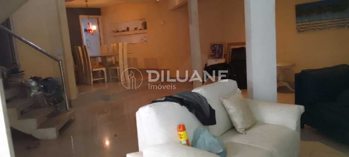 5c8407cd-79f6-473f-8d26-537f9c - 5