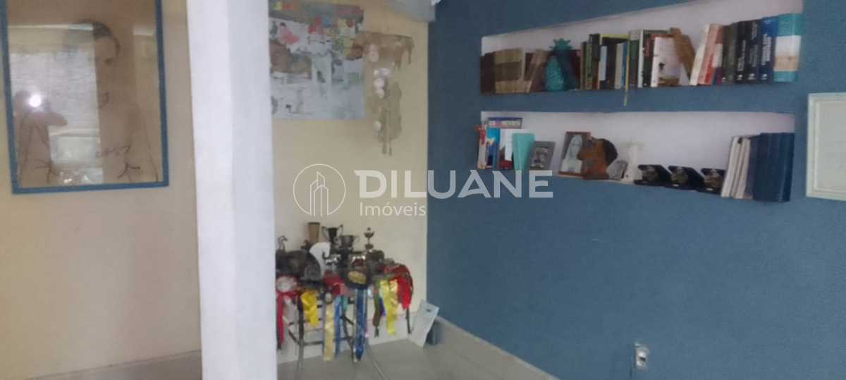 7ac14936-6240-4c88-ae1c-bb2a57 - 8