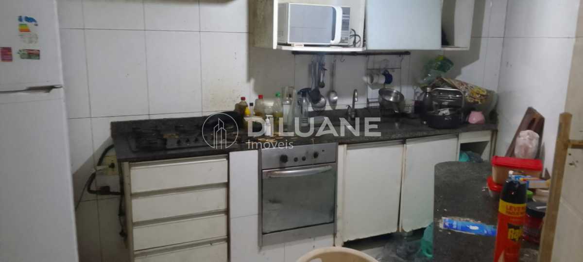 bc9adc6e-3927-4a08-b15a-40cd46 - 13