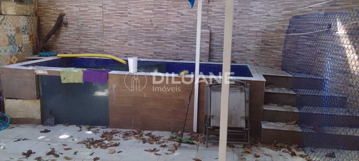 df7de163-903f-4d68-ad5c-1dedab - 16