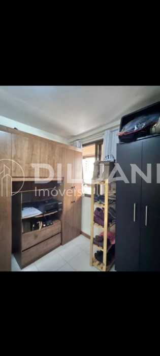 8235b071-bca9-4517-a62d-d09c7c - 18