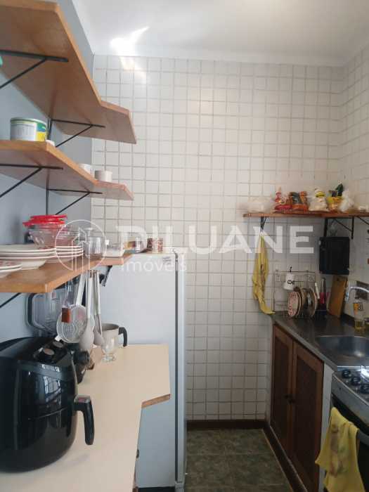b6a28053-bd6b-4e82-8fda-89a22d - 23