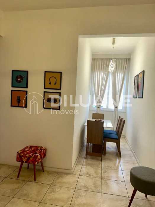 Conheça WhatsApp Image 2025-06-02 at 4 do imóvel - Apartamento à venda Rua Barata Ribeiro, Copacabana, Rio de Janeiro - R$ 640.000 - BTAP10973 - 4 WhatsApp Image 2025-06-02 at 4 - 4