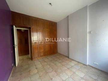 Apartamento no posta 4 Copacabana com duas vagas de garagem! - CPAP10777