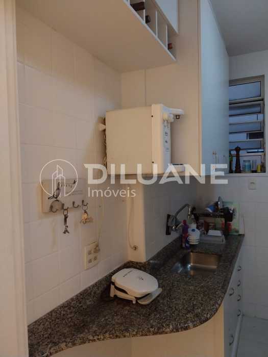 39032645-3bd1-46d9-bcb8-fd9236 - 19