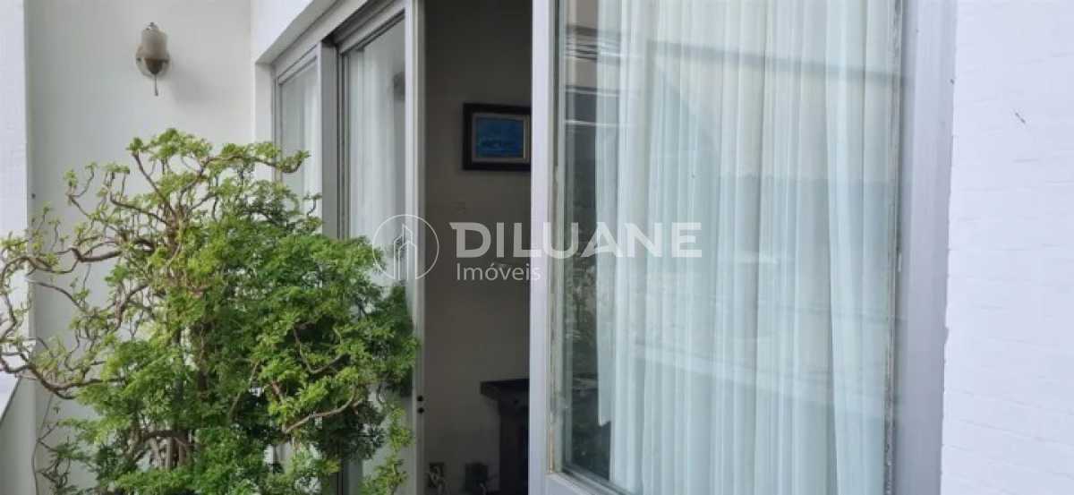 4571b263-45b8-4c43-af65-0382fb - 9