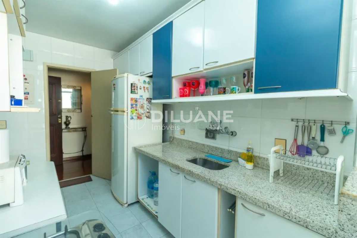 fc959f4b-4452-487f-a28e-de4bd2 - 13