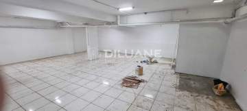 Salão 130m2 na Teixeira de Melo - CPSG00002